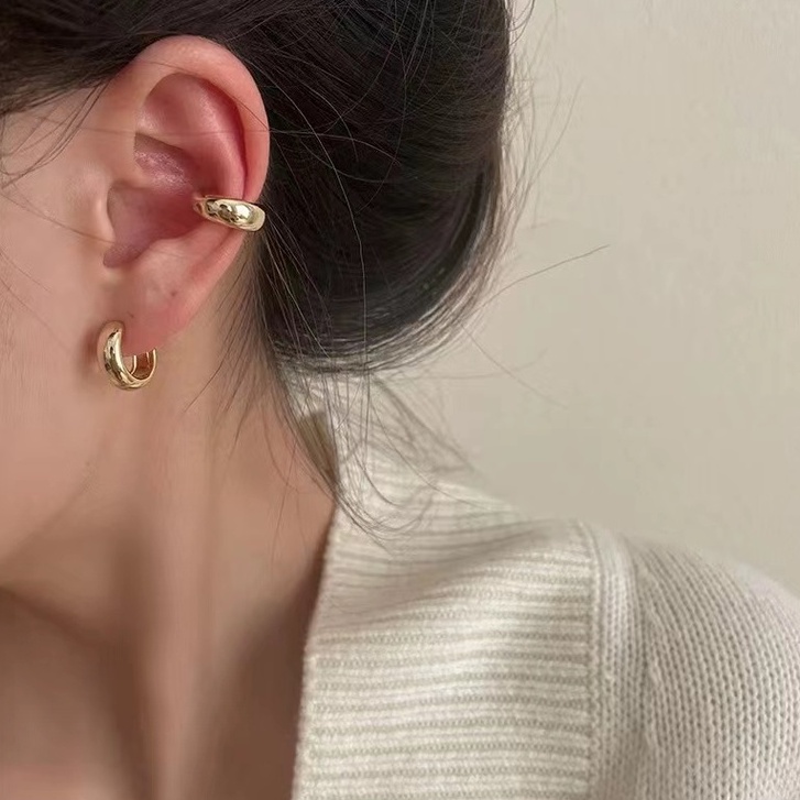 Khuyên Tai Kẹp Vành Tai Không Xỏ Lỗ Chống Muỗi Cao Cấp Ánh Sáng Cao Sang Trọng Cho Nữ