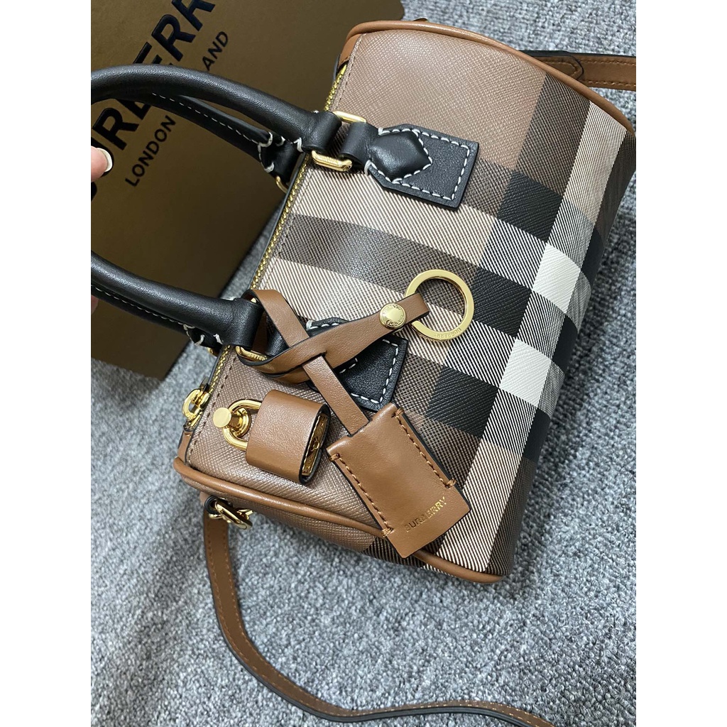 Túi đeo chéo nữ da thật thời trang cao cấp Burberry BBR thiết kế mẫu kẻ sọc cá tính