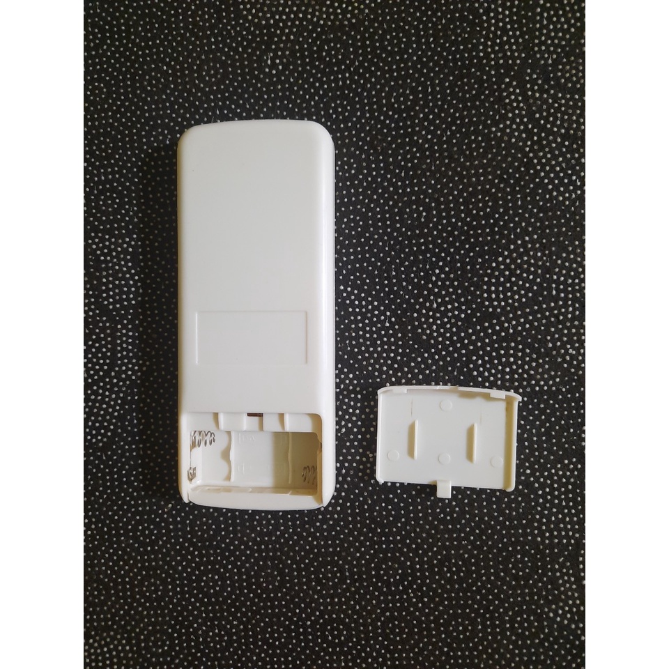 Remote Điều khiển điều hòa Toshiba 1&amp;2 chiều Inverter- Hàng tốt 100% Tặng kèm Pin!!!