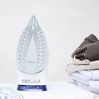 Bàn là/bàn ủi hơi nước Philips GC2046