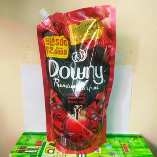Nước xả vải Downy hương đam mê/ xả 1,35 lít