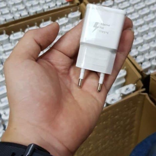 củ sạc điện thoại trên máy Samsung xịn