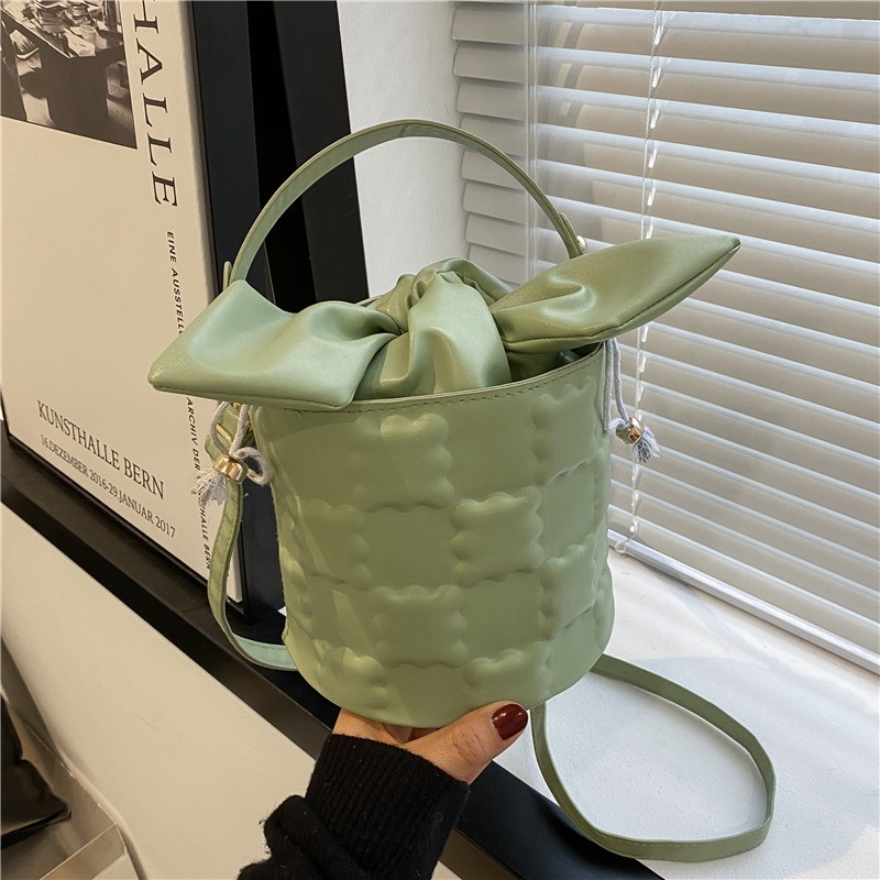 Túi Đeo Chéo Hình Trụ Màu Sắc Thời Trang Xuân Hè 2022 Dành Cho Nữ