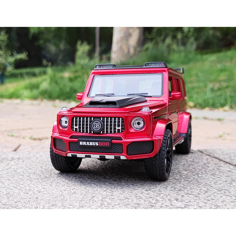 Xe mô hình Mercedes-Benz G800 Brabus tỉ lệ 1:22
