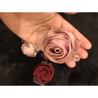 Kẹp càng cua hoa hồng lụa handmade ảnh thật