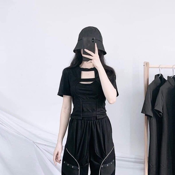 Áo Croptop Nữ GAHIKHA Có Lớp Yếm Giả Chất Cotton Kết Hợp Quần Dài Mẫu Basic Gấu Bản To Đính Cúc