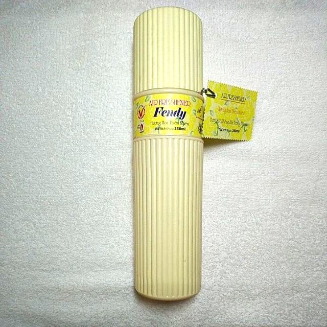 Xịt phòng Fendy hương hoa thiên nhiên