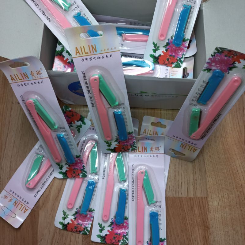 Dao cạo lông các loại kèm thêm 1 lưỡi giá bán 1 đóng gói như hình