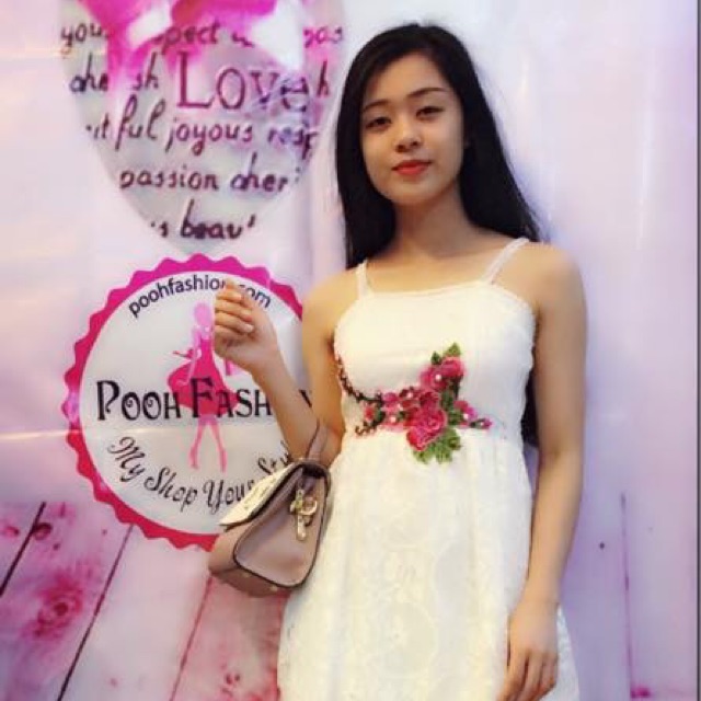 Đầm ren tuổi Teen