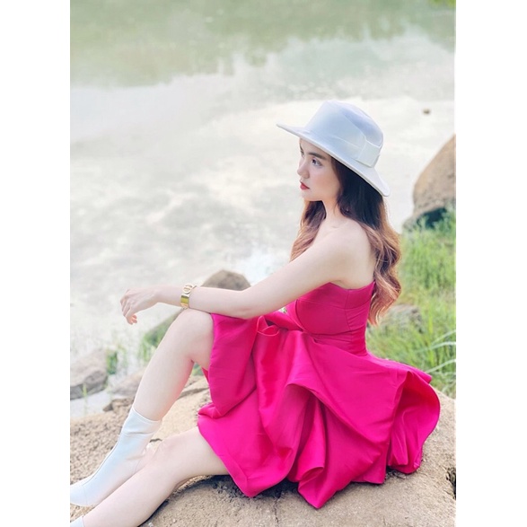 Đầm suông bí cúp ngực