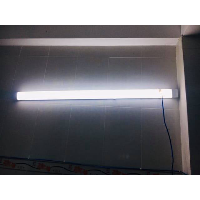 Thùng 20 Bóng đèn tuýp LED bán nguyệt 1m2 60w Bảo hành 2 năm