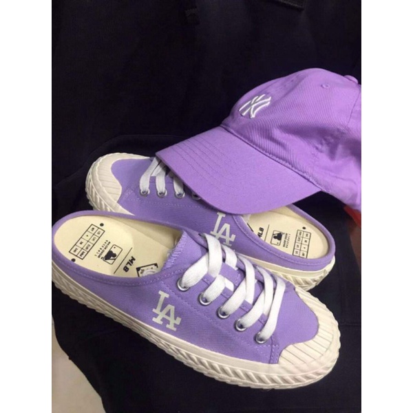 Giày sục 4 màu xịn xò