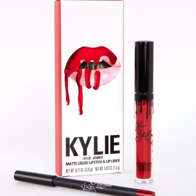 Son Kylie Lip Kit (có bill)