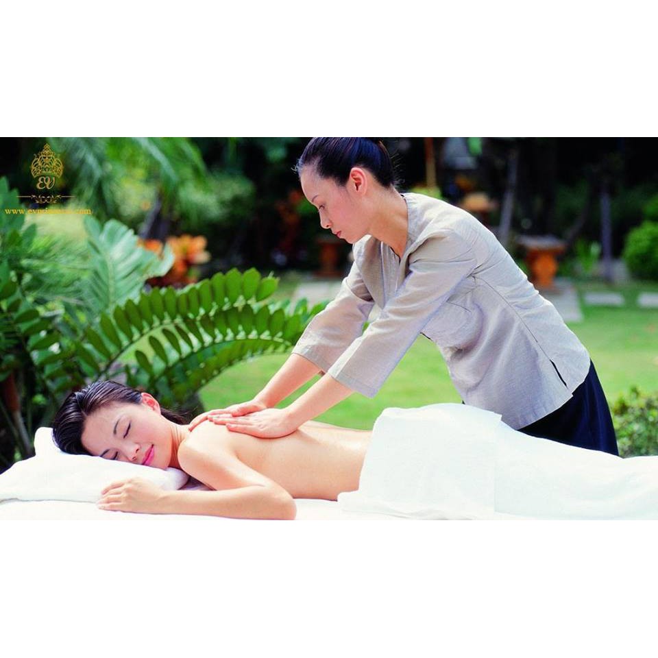 Dầu massage không màu, không mùi Biyokea 1000ml