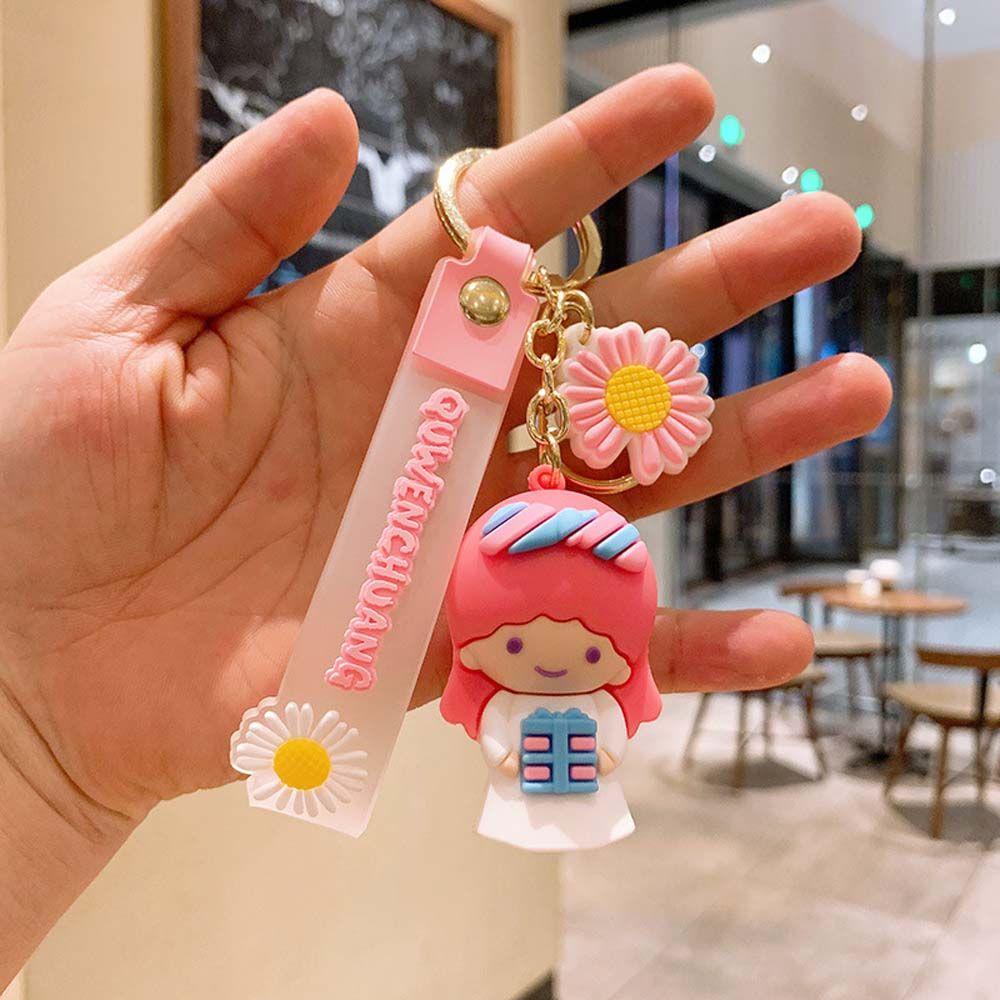 Móc Khóa Hình Mèo Kitty Đính Banh Xù Dễ Thương