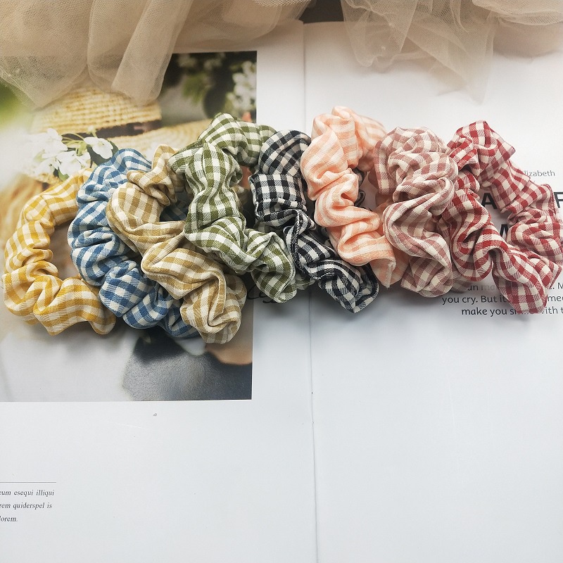 Buộc tóc voan scrunchies kẻ caro