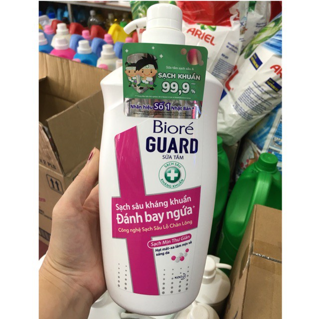 Sữa tắm kháng khuẩn Biore dành cho cả gia đình - 800g MẪU MỚI