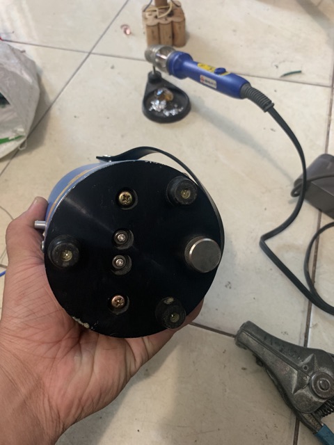 Máy cân lazer Nhật, tia đứng
