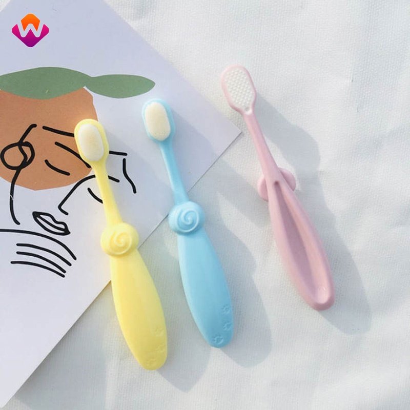 Bàn Chải Đánh Răng Lông Mềm Cho Bé 1-3 Tuổi