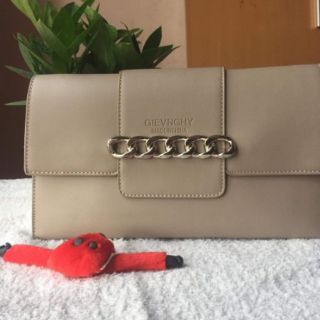 Clutch cầm tay Size 28