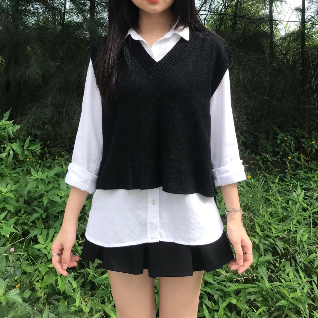 Áo gile đen cổ V trơn