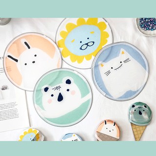 HCM - Quạt xếp gọn thành cây kem nhỏ gọn hình thú kute