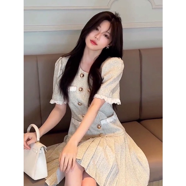 Váy thiết kế dạ tweed cổ tròn đính cúc trendy