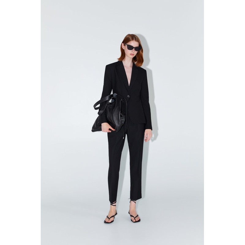 Zara Đức - Áo blazer sale auth new tag cao cấp chính hãng khoác vest hai 2 lớp có lót độn vai basic suit đen