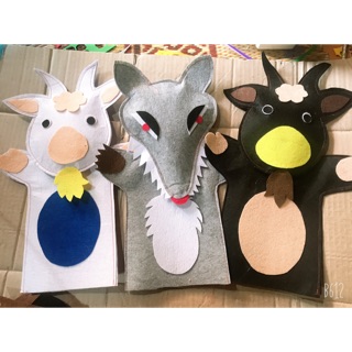 Cô gái quàng khăn đỏ