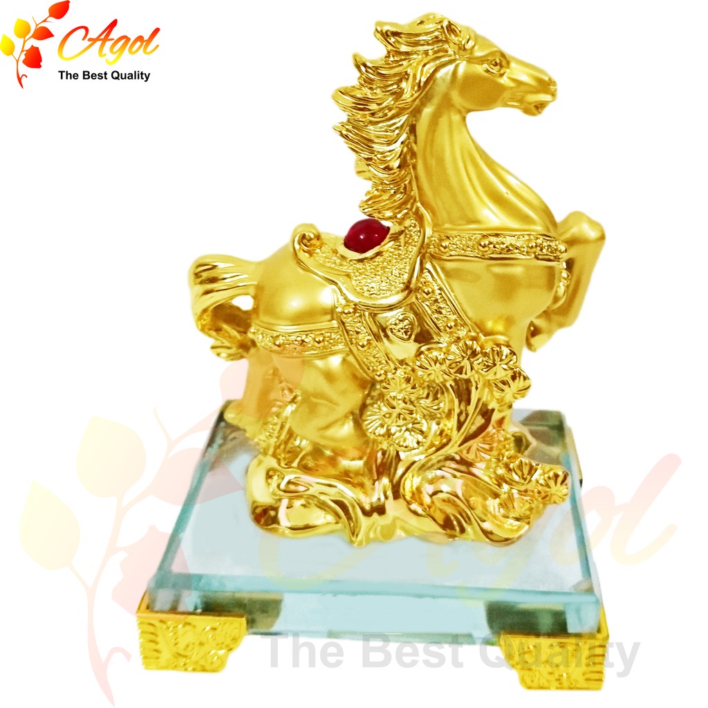 Tượng ngựa vàng - đế thủy tinh