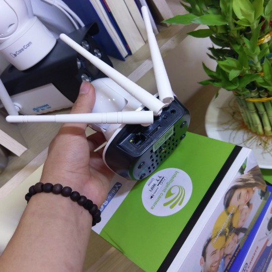 Kèm Thẻ 32GB Camera yoosee 3 râu đàm thoại 2 chiều