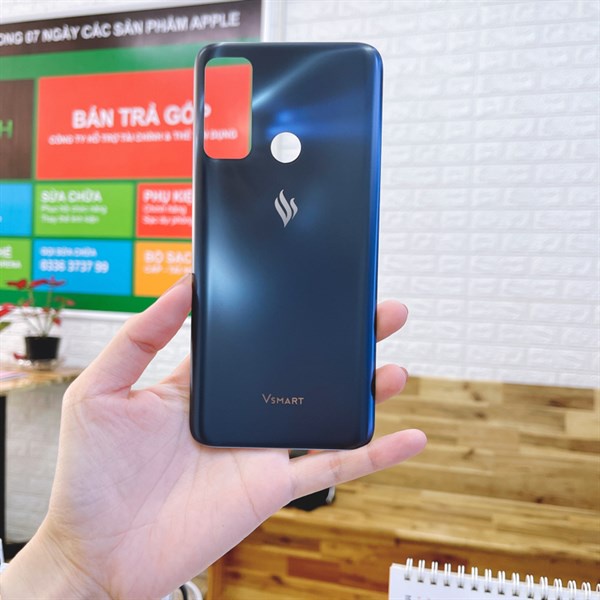 Nắp lưng Vsmart Live 4