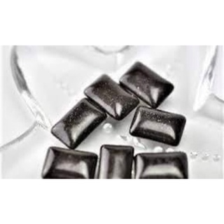 Kẹo cao su Black Black Nhật Bản.