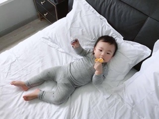 Combo 5 bộ chổng Mông cho bé 8-18kg