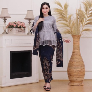 Áo thun tay ngắn in chữ KEBAYA thời trang cho nữ