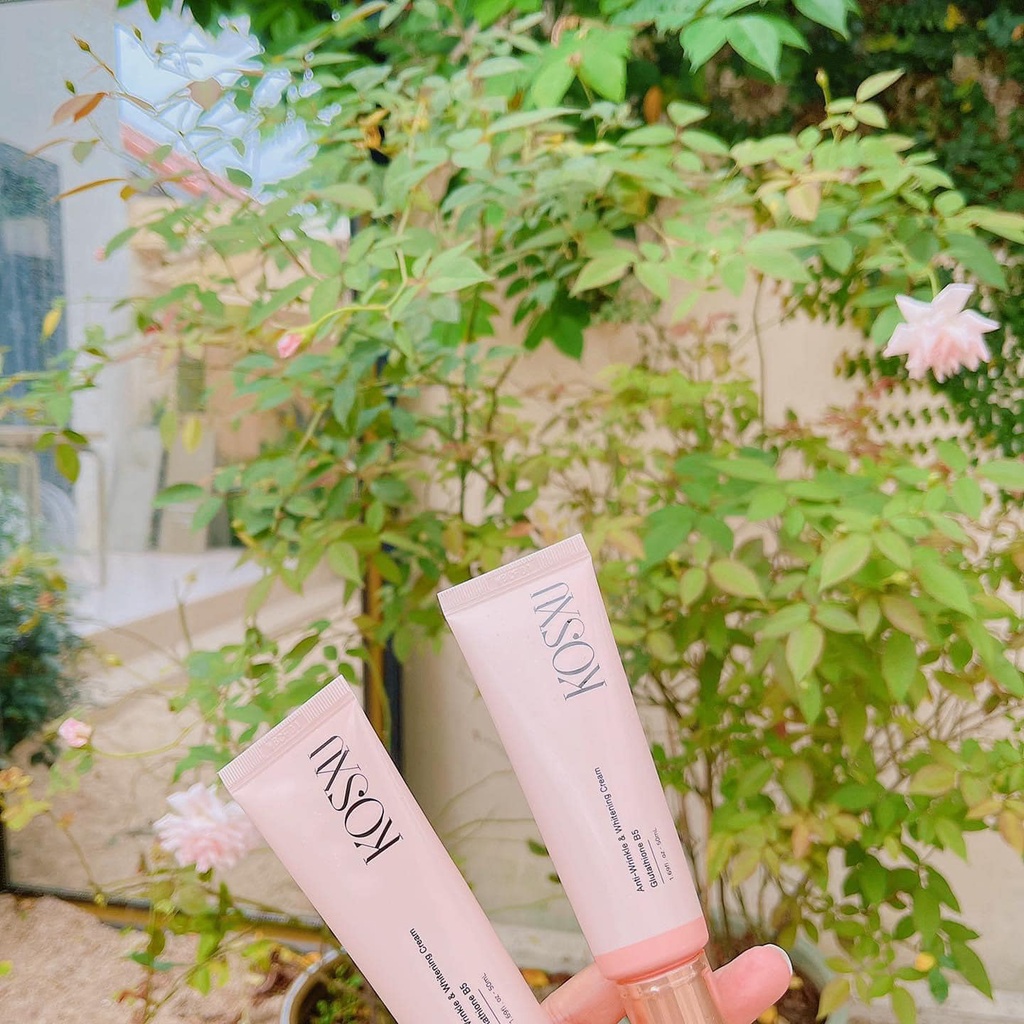 KEM PHỦ TUYẾT KOSXU TẶNG MẶT NẠ