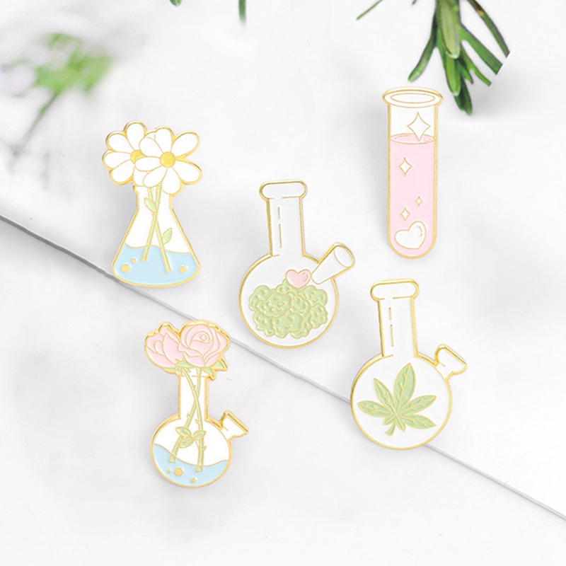 Ghim Cài Áo Hình Ống Nghiệm Họa Tiết Hoạt Hình Dễ Thương