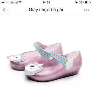 Giày bé gái