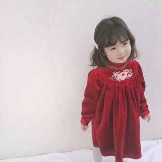 Váy nhung bé gái