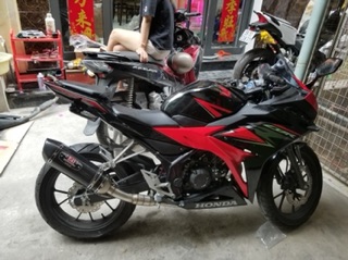 pô yoshimura r77 carbon