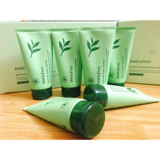 Sữa rửa mặt green tea cleansing foam Innisfree xách tay Hàn Quốc