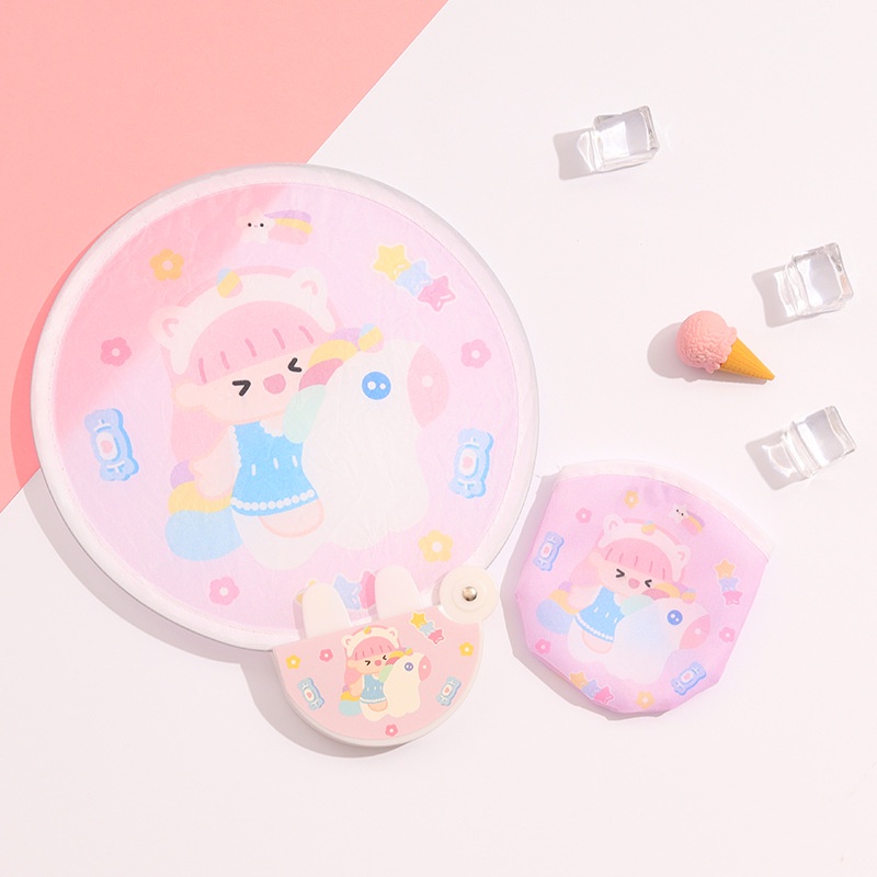 Quạt Xếp Mini Cầm Tay Bằng Vải Họa Tiết Hoạt Hình Dễ Thương