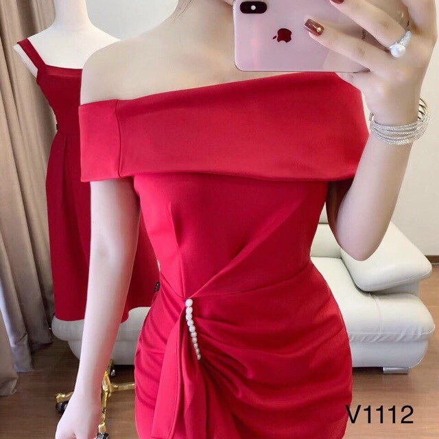 Đầm body trễ vai đính cườm ôm dáng