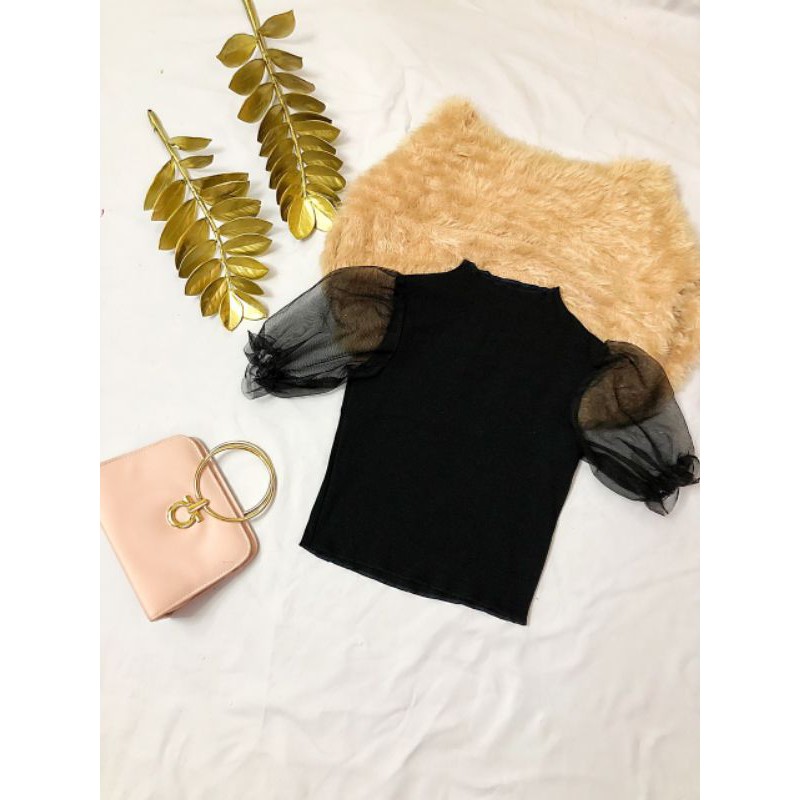 Áo croptop phối tay ren