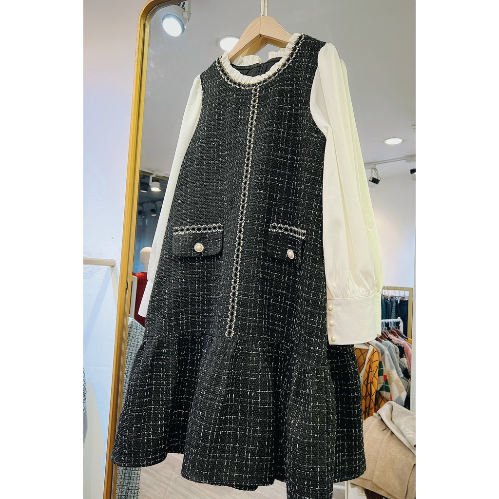 Đầm Dạ tweed đuôi cá, phối viền dây dệt nhung, tay phối vải lụa trắng