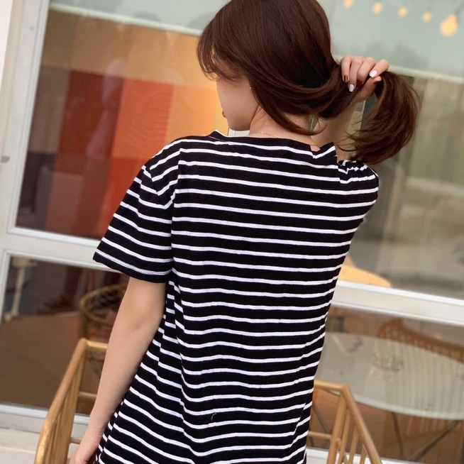 Đầm Kẻ Sọc Ngắn Tay Suông Rộng Cổ Tròn Đen Trắng Xẻ Tà Chất Cotton Thoáng Mát Váy suông kẻ Alala