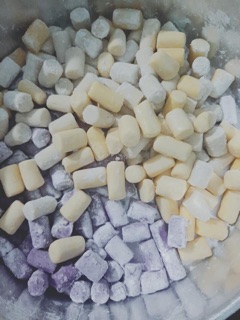 Bột khoai dẻo làm chè