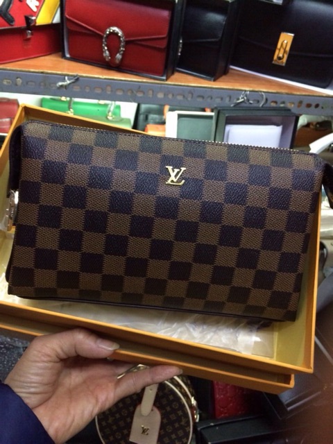 [ GIẢM SOCK ] Ví cầm tay nam nữ hoa nâu có mã số Chống Trộm loại cao cấp Có Hộp Y hình | BigBuy360 - bigbuy360.vn