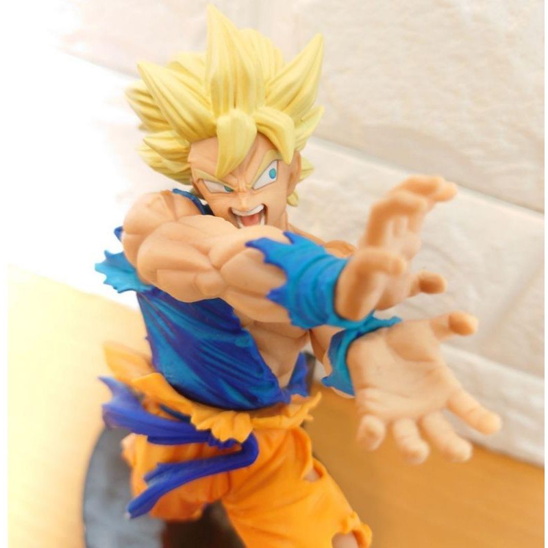 Mô hình Dragon Ball - Goku super saiyan BWFC chính hãng