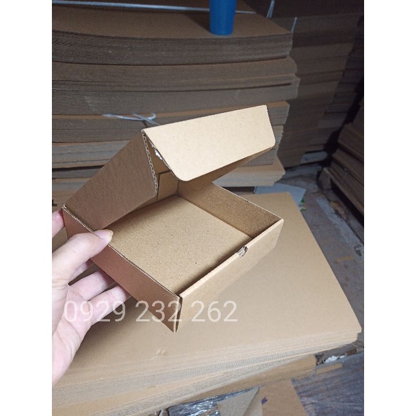 15x15x4 - Hộp Carton Nắp Gài